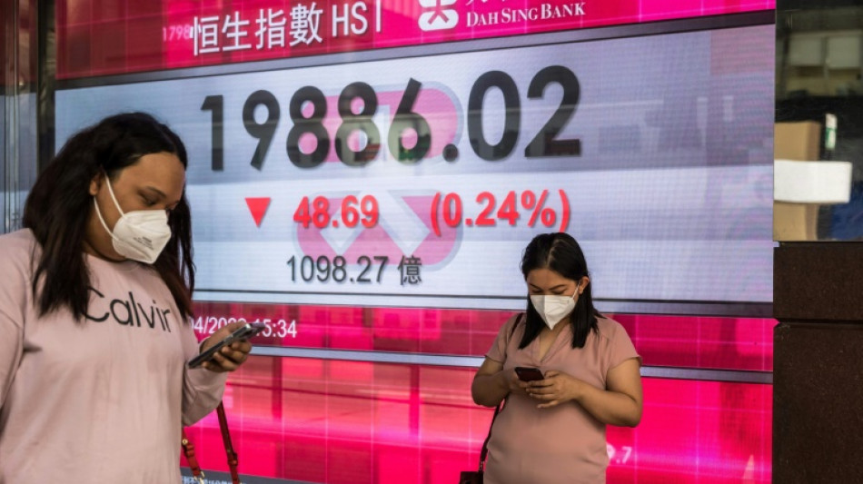 Global stocks slump on recession fears