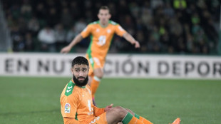 El delantero del Betis Nabil Fekir se pierde lo que resta de temporada