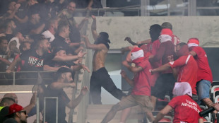 Fan bei Krawallen vor Fußballspiel in Nizza schwer verletzt 