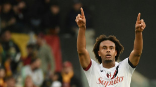 Manchester United contrata atacante holandês Zirkzee, do Bologna