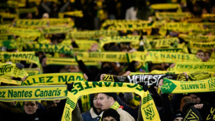 Foot: un supporter nantais mortellement blessé avant Nantes-Nice