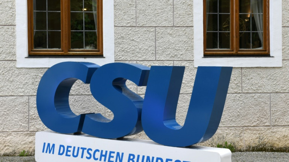 CSU geht mit Forderung nach "Knallhartkurs" bei Migration in Wahlkampf