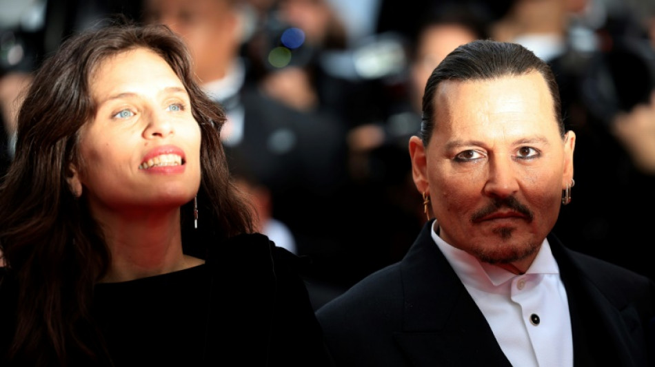 Festival de Cannes começa com o polêmico Johnny Depp como Luís XV