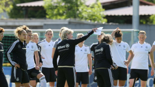 DFB-Frauen: Rund 2000 Fans beim öffentlichen Training