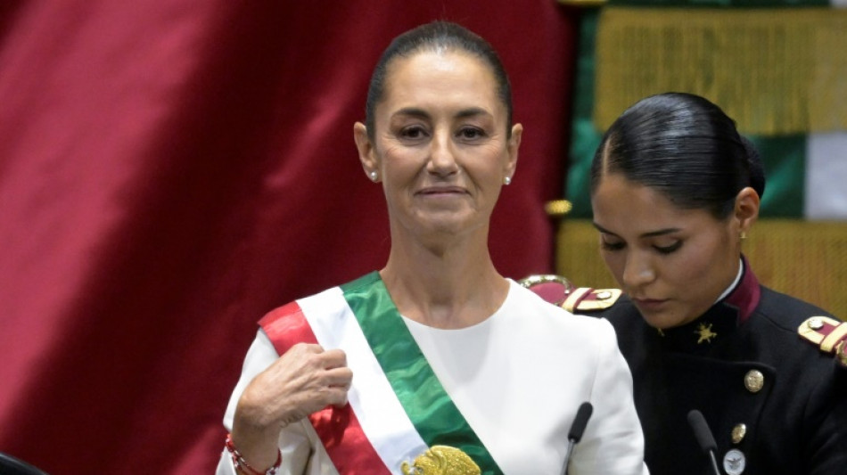 Izquierdista Claudia Sheinbaum asume como primera presidenta de México