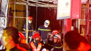 Onze morts dans l'incendie d'un bar karaoké au Vietnam