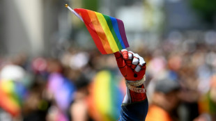 Mehr als eine Million Menschen bei Demonstration zu Christopher Street Day in Köln