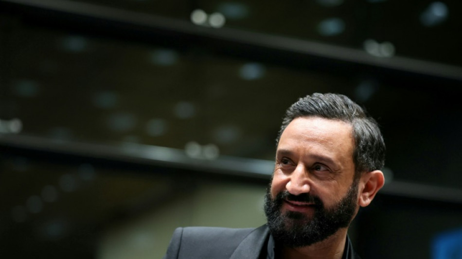 Cyril Hanouna travaille avec Canal+ au lancement d'une offre multimédia