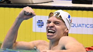 Francês Marchand vence os 400m medley e bate último recorde mundial de Phelps