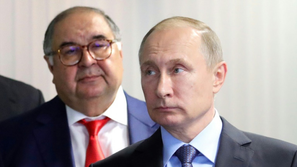 El oligarca ruso Usmanov renuncia a la presidencia de la Federación Internacional de Esgrima