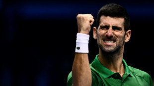 Djokovic gana a Tsitsipas y Rublev remonta ante Medvedev en ATP Finals