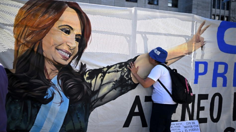 Vicepresidenta Kirchner contrae covid y posponen eventos en su apoyo en Argentina