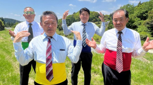 Dancing 'old heart-throbs' become TikTok sensation in Japan