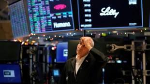 Wall Street cierra en baja su peor semana del año