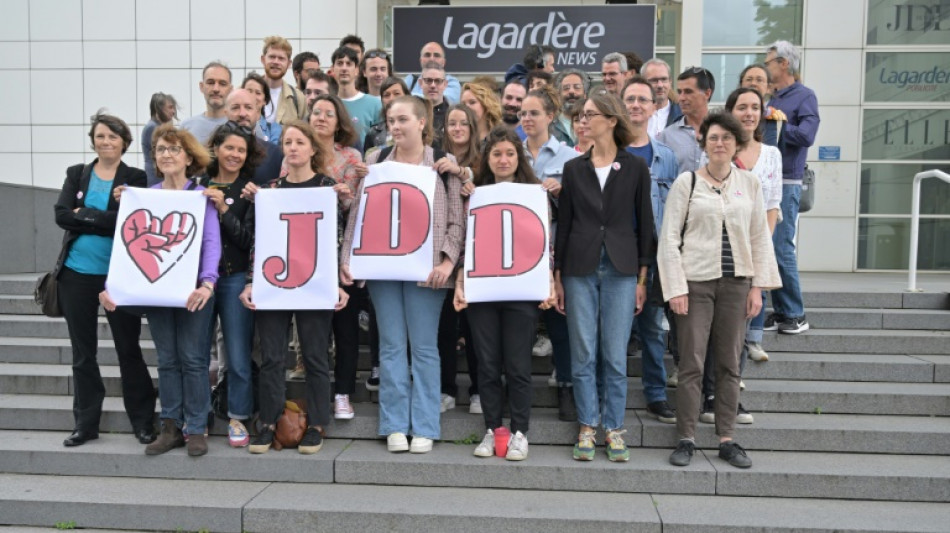 La rédaction du JDD reconduit sa grève, avant un rassemblement près de l'Assemblée