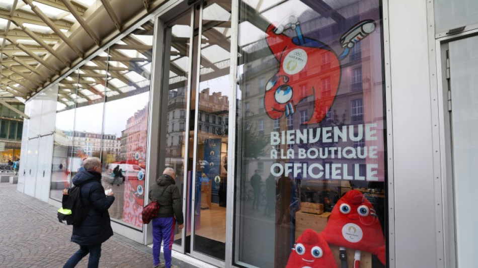 Polémica en Francia por la fabricación de las mascotas olímpicas en China