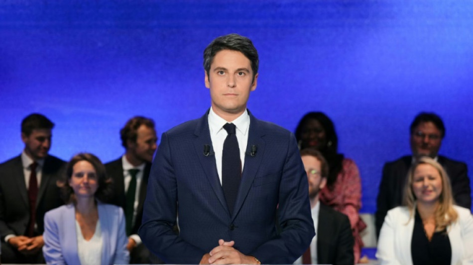 Législatives : à J-4, Attal poursuit sa course de fond