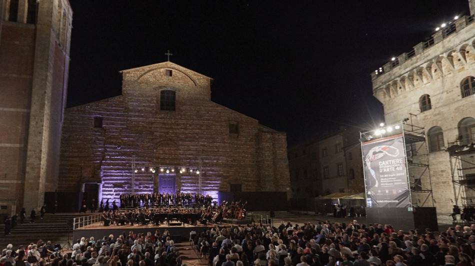 20 prime a Cantiere di Montepulciano e omaggio sonoro a Maradona