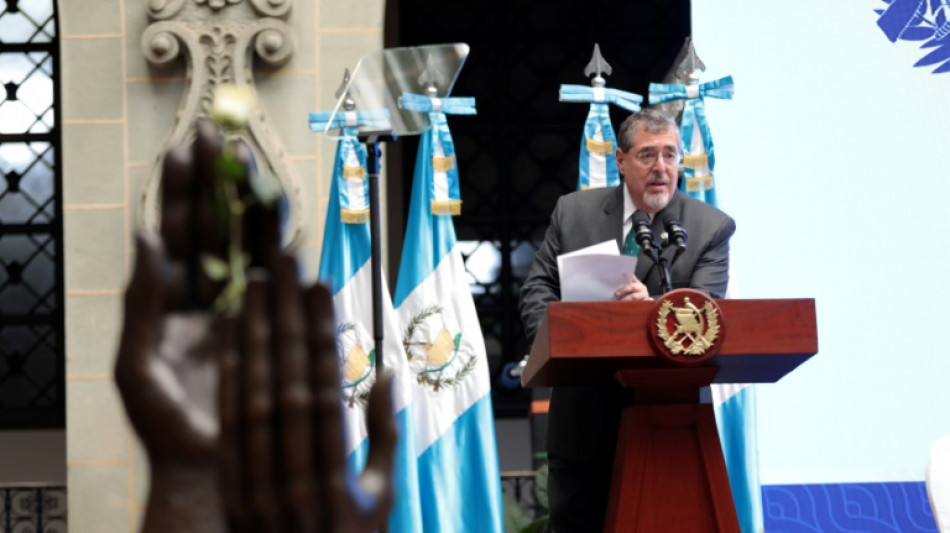 Presidente lança comissão para 'livrar' Guatemala da corrupção