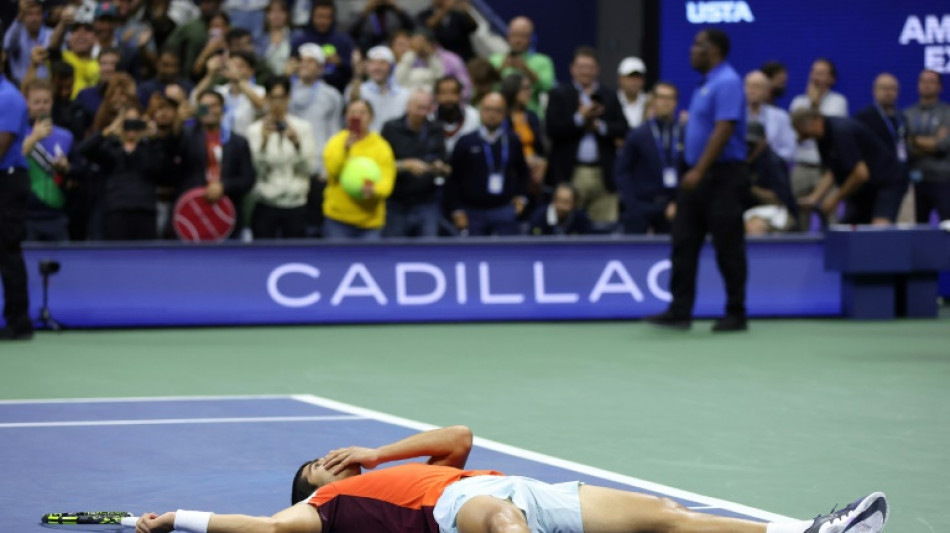 Español Alcaraz gana épico duelo a Sinner y avanza a su primera semifinal del US Open