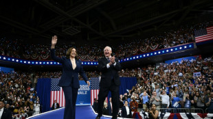 Democratas esperançosos em primeiro comício de Kamala Harris e Tim Walz