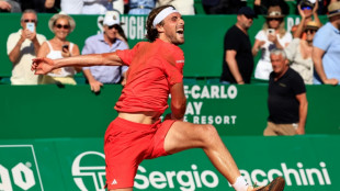 Tsitsipas retorna ao Top-10 da ATP após título em Monte Carlo