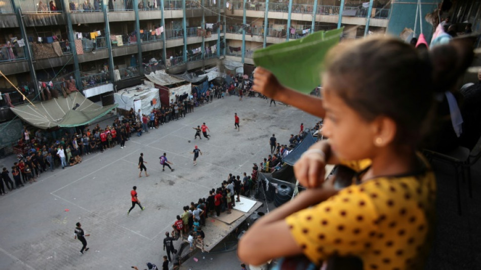 'Amamos la vida': futbolistas del norte de Gaza juegan al fútbol a pesar del hambre y la sed