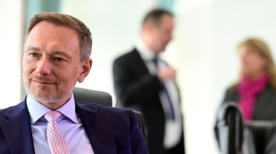 Lindner untermauert Forderungen nach Steuersenkungen für Unternehmen